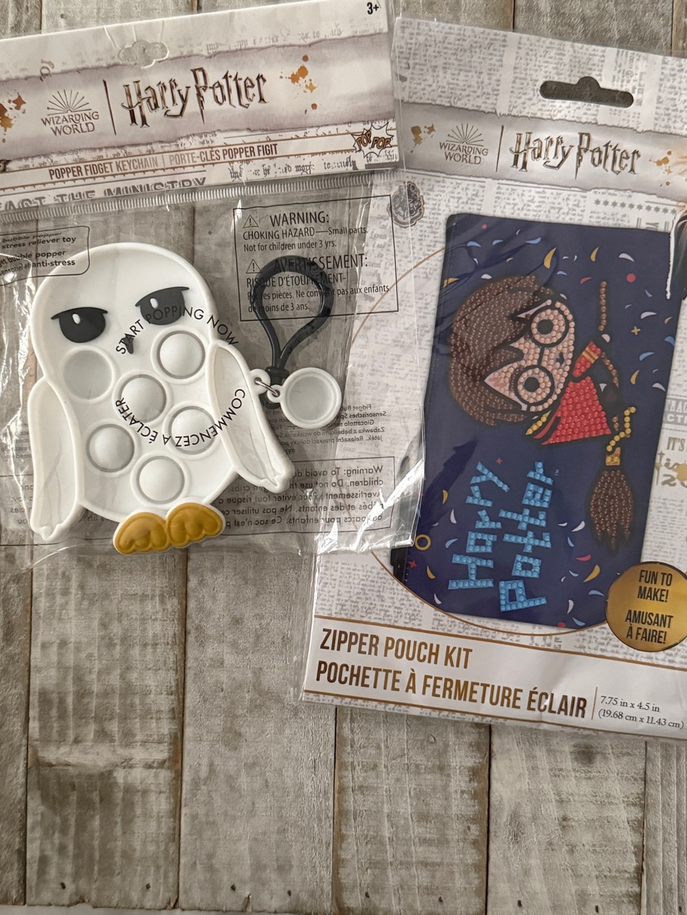 Warner Bros. White Owl Popper Keychain & Happy Potter Navy Zipper Pouch Kit